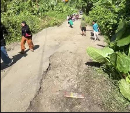 Jalan Rusak Parah, Warga Nuku Sebut Payahe–Dehepodo Sudah Jadi “Jalur Maut”