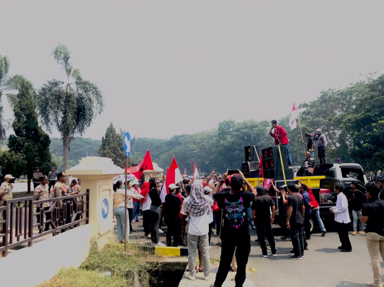 Aksi GMNI soal Perda Kelapa Memanas, Kehadiran Kelompok Tak Dikenal Jadi Sorotan